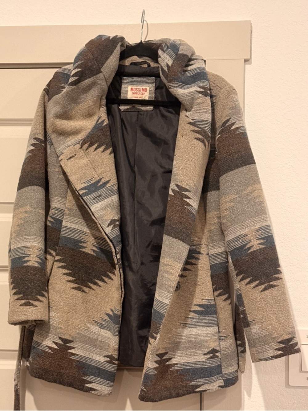 Mossimo Supply Co. Beige Brown Blue Geometric Shawl Cardigan